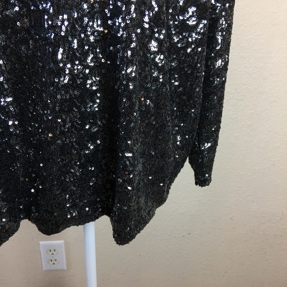 ❤️SOLD❤️Zara Basic Black Sequin Top. NWT! - Picture 3 of 8